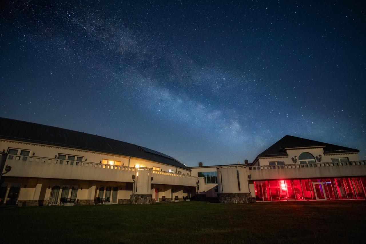 Hotel Kiston 4*